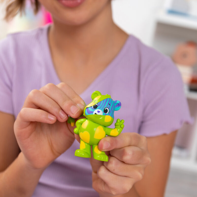 Care Bears – Peel and Reveal - US 7354